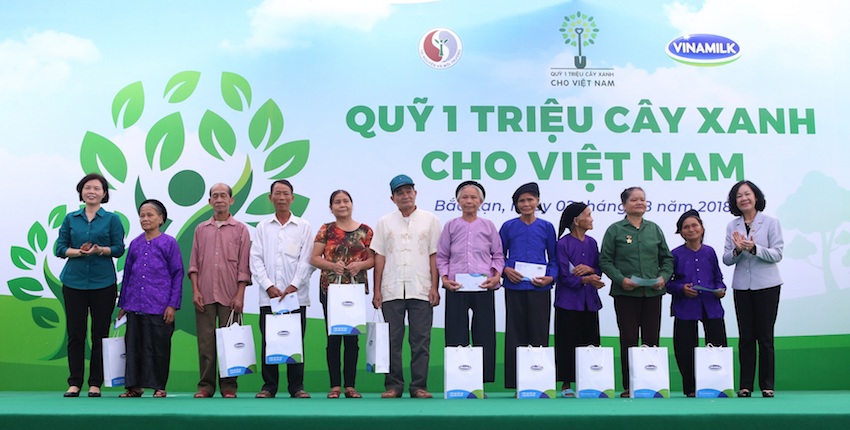 “Uống[-]nước[-]nhờ[-]nguồn”,[-]Vinamilk[-]trồng1000.000[-]cây[-]xanh[-]tại[-]khu[-]Di[-]tích[-]lịch[-]sử[-]Quốc[-]gia[-]Nà[-]Tu,[-]Bắc[-]Kạn